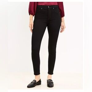 LOFT Women's Classic Black Skinny Jeans